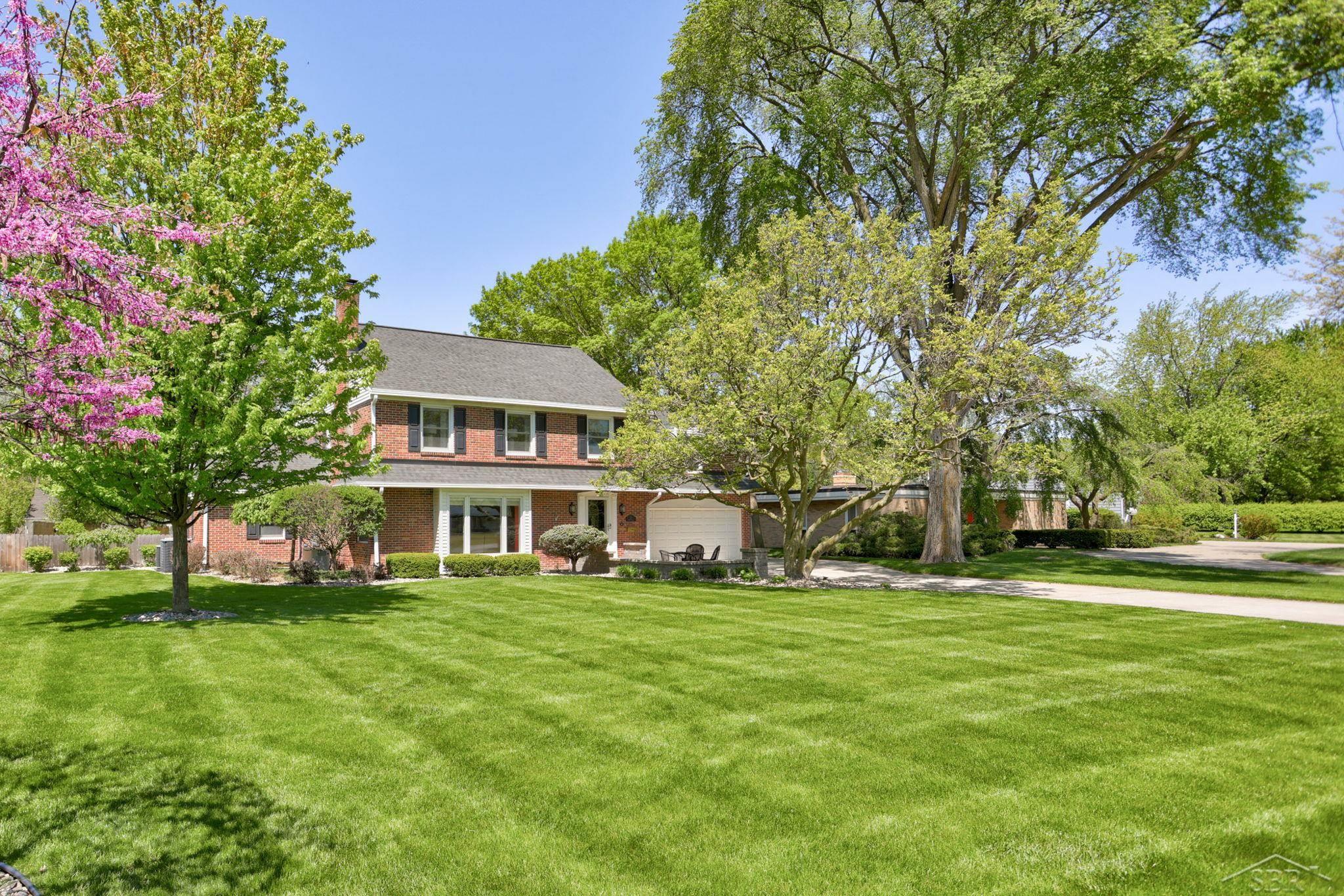 62 Benton Road Saginaw, MI 48602 - Photo 3 of 72 50109222-2.JPG