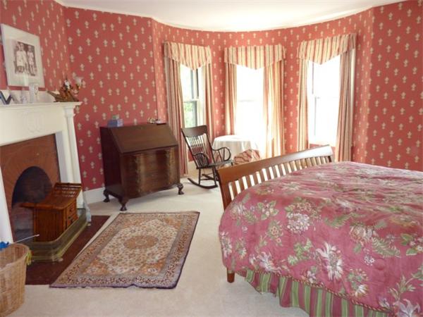 65 Windsor Road Brookline, MA 02445 - Photo 5 of 12