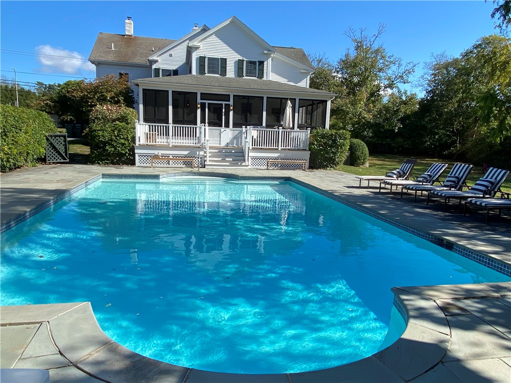 515 West Main Road Portsmouth, RI 02871 - Photo 1 of 50 Gallery Image 1