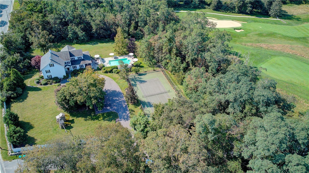 515 West Main Road Portsmouth, RI 02871 - Photo 4 of 50 Gallery Image 4