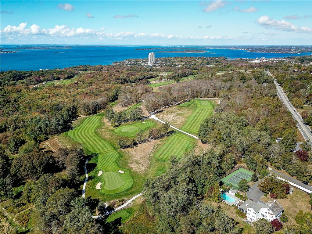 515 West Main Road Portsmouth, RI 02871 - Photo 6 of 50 Gallery Image 6
