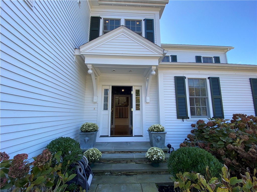 515 West Main Road Portsmouth, RI 02871 - Photo 7 of 50 Gallery Image 7