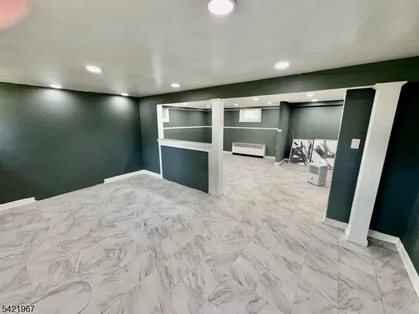 $3,900 | 25 Huck Road, Bloomfield, NJ 07003
