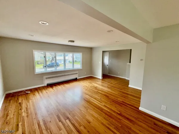 $3,900 | 25 Huck Road, Bloomfield, NJ 07003