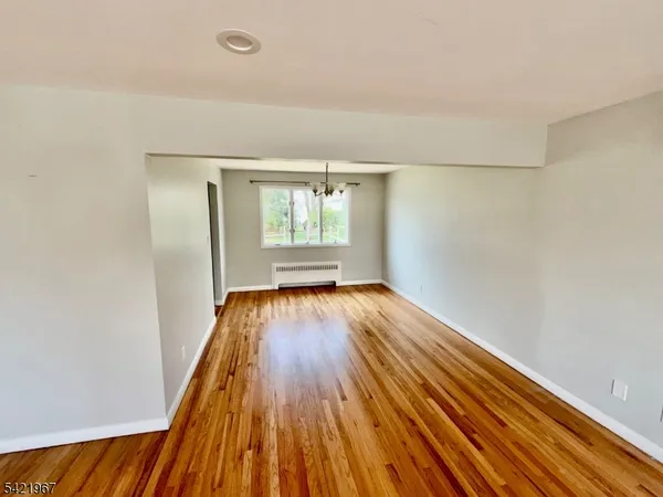 $3,900 | 25 Huck Road, Bloomfield, NJ 07003