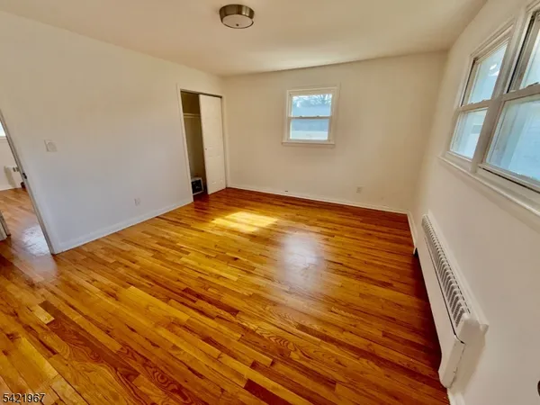 $3,900 | 25 Huck Road, Bloomfield, NJ 07003