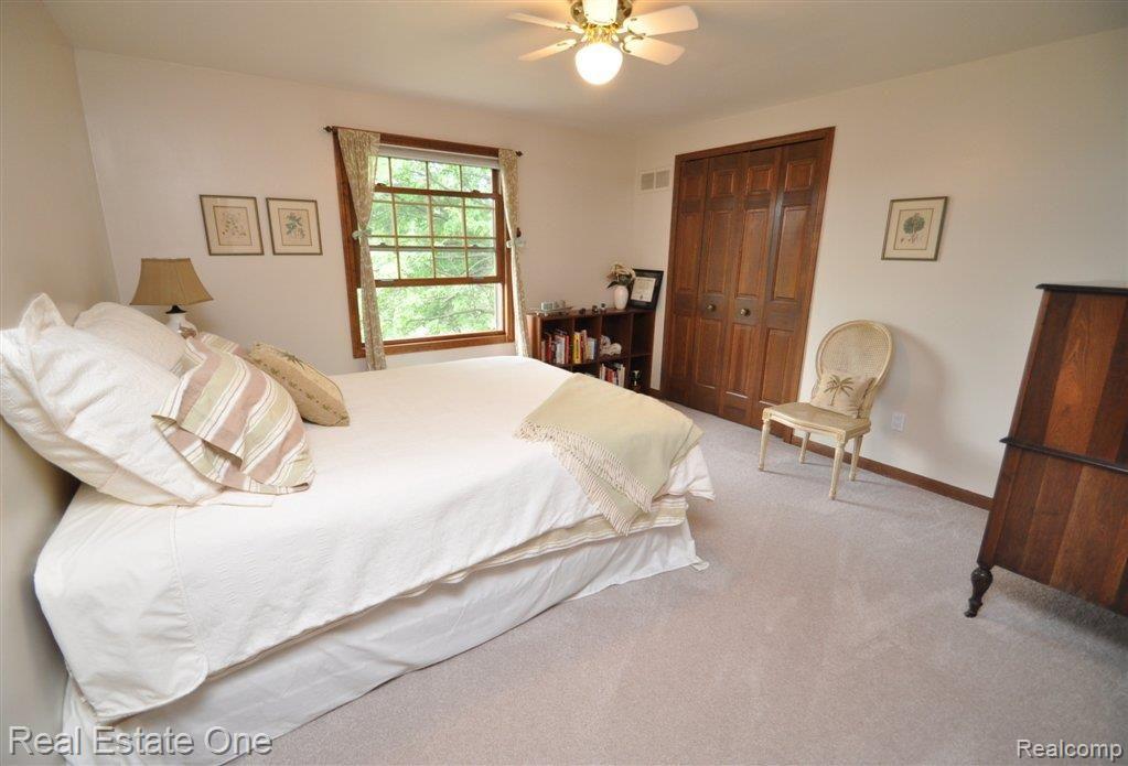 3169 Kilburn Road West Rochester, MI 48306 - Photo 33 of 48 Bedroom 4
