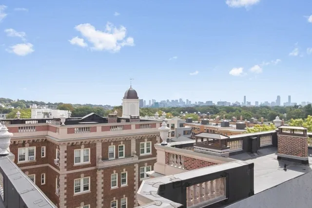 $649,950 | 3 Arlington Street, Unit 52, Cambridge, MA 02140