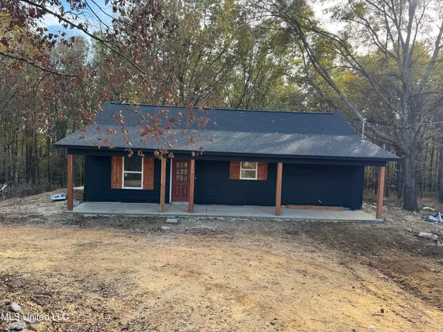 $225,000 | 625 Ridge Rd., Sarah, MS 38665