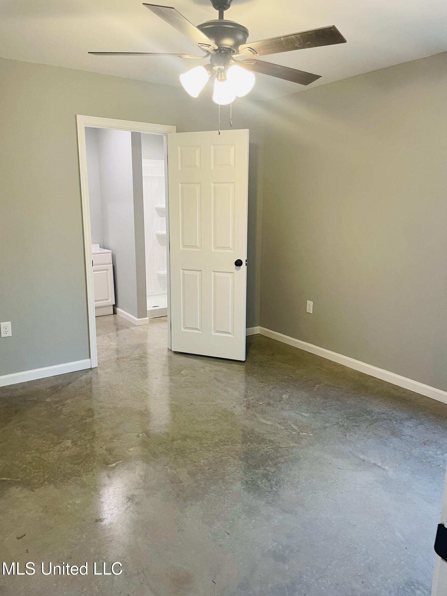 625 Ridge Rd. Sarah, MS 38665 - Photo 8 of 11 IMG_2715