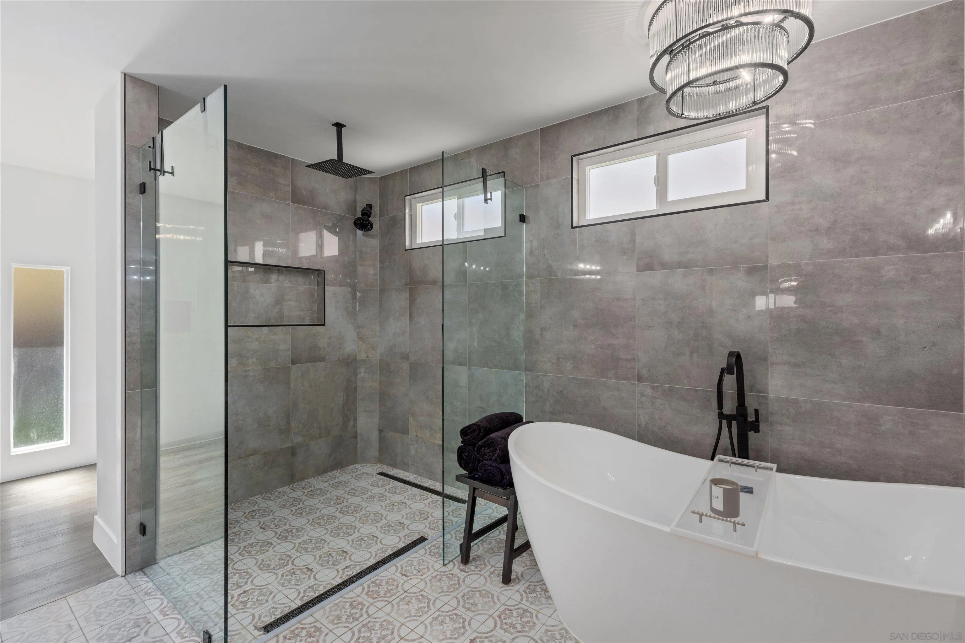 521 Rancho Camino Fallbrook, CA 92028 - Photo 30 of 72 a bathroom with a sink a toilet and shower