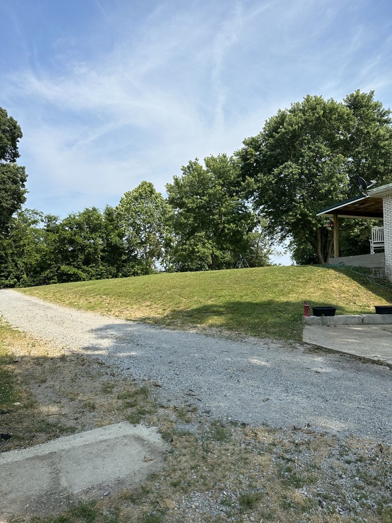 1410 Freeman Loop Cunningham, TN 37052 - Photo 23 of 30 Gallery Image 23