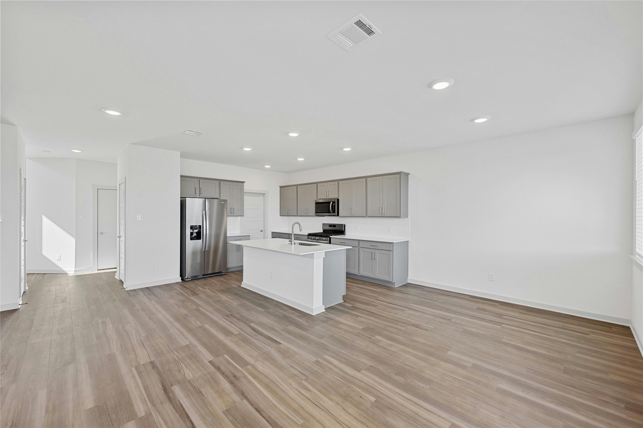 432 Wilshire Road San Marcos, TX 78666 - Photo 8 of 33
