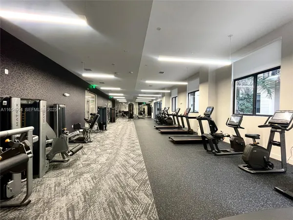 $2,900 | 18412 Homestead Avenue, Unit 606, Miami, FL 33157