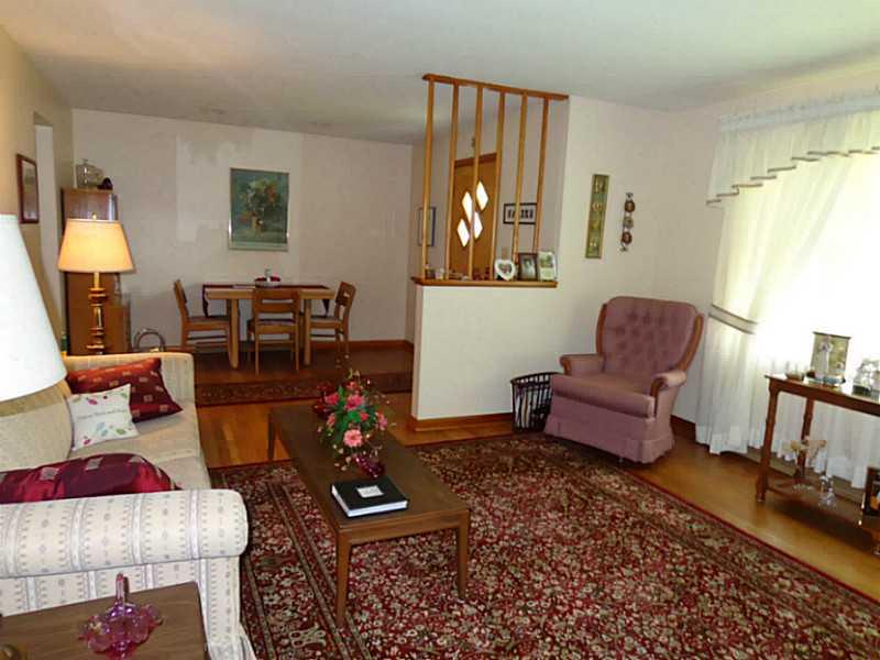 4159 Seneca Road Sharpsville, PA 16150 - Photo 2 of 24 Living Room.