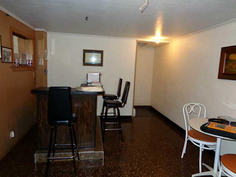 4159 Seneca Road Sharpsville, PA 16150 - Photo 15 of 24 Den/Family/Great Room.