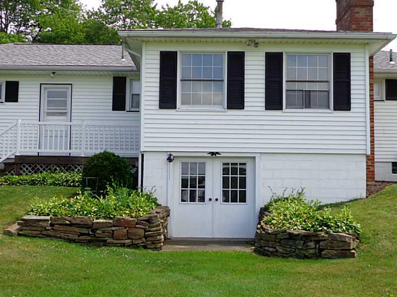 4159 Seneca Road Sharpsville, PA 16150 - Photo 23 of 24 Exterior Back.