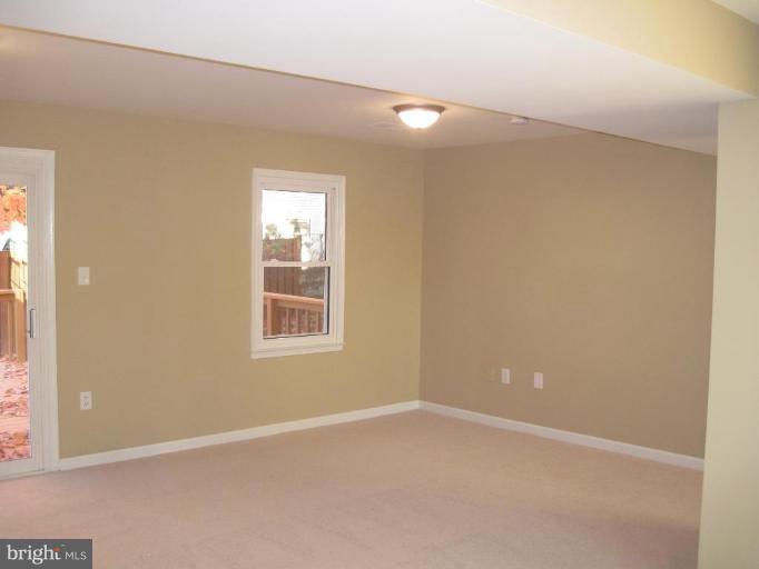 12018 Stuart Ridge Drive Herndon, VA 20170 - Photo 22 of 30 Family Room #2