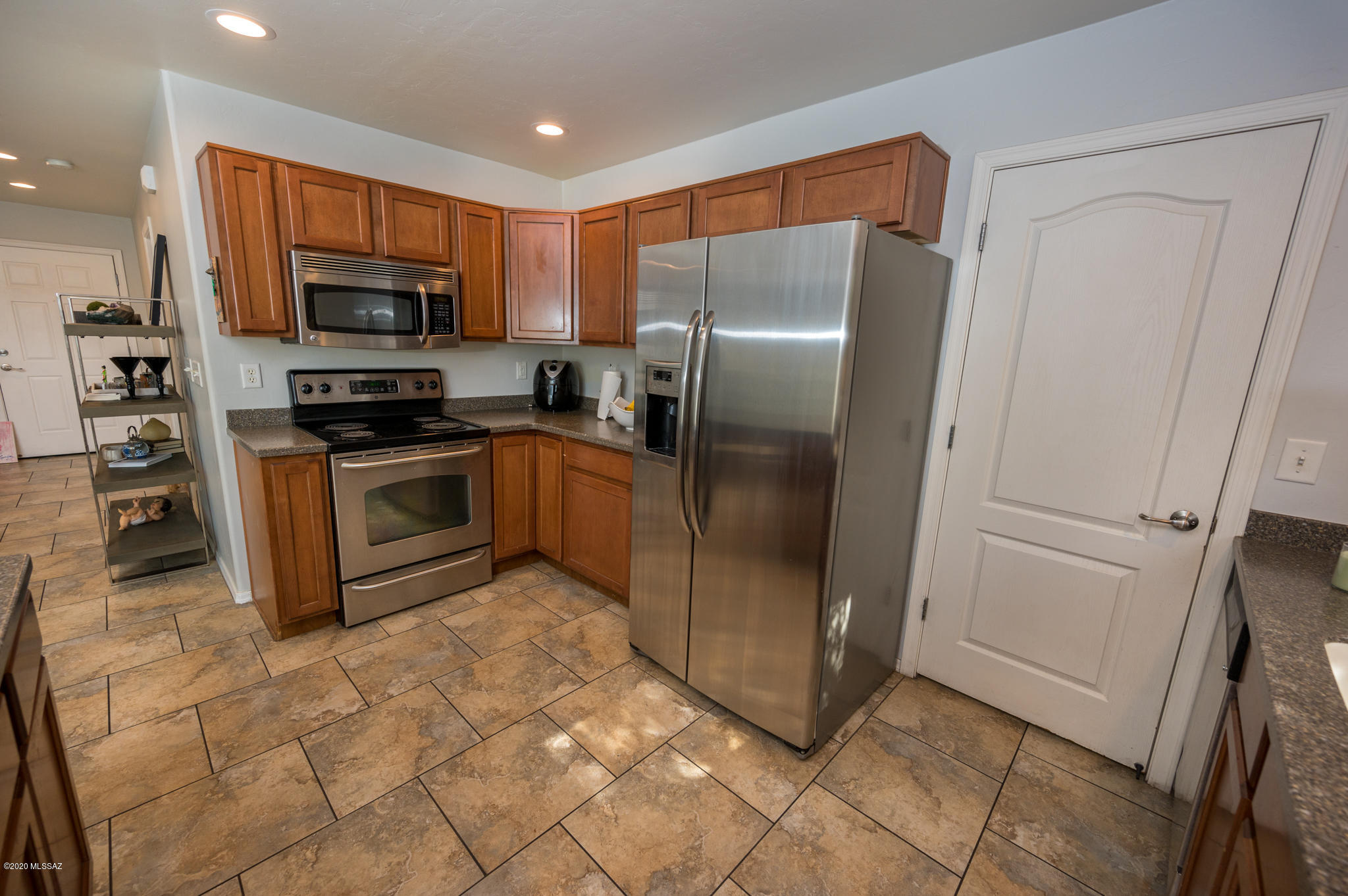 4181 North Fortune Loop Tucson, AZ 85719 - Photo 11 of 30