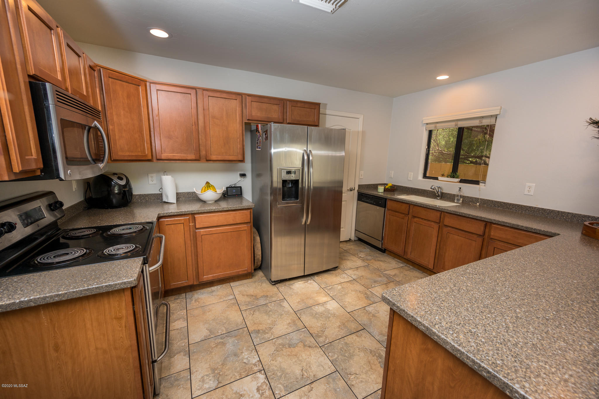 4181 North Fortune Loop Tucson, AZ 85719 - Photo 9 of 30
