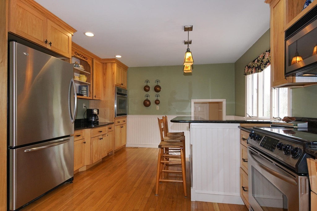 22 Flagg Road Southborough, MA 01772 - Photo 9 of 29 Gallery Image 9
