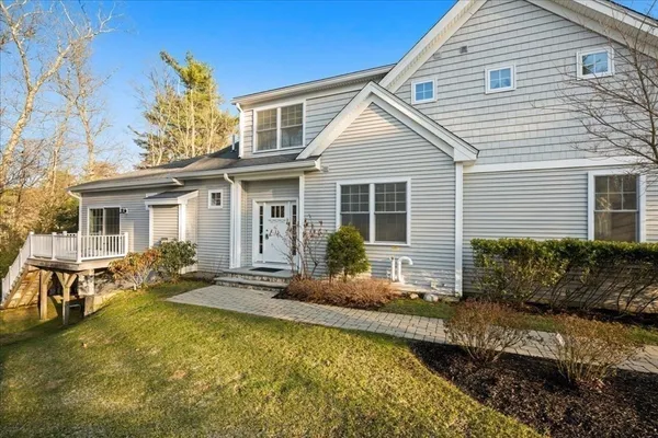$849,000 | 5 North Pond Way, Unit 28, Hopkinton, MA 01748