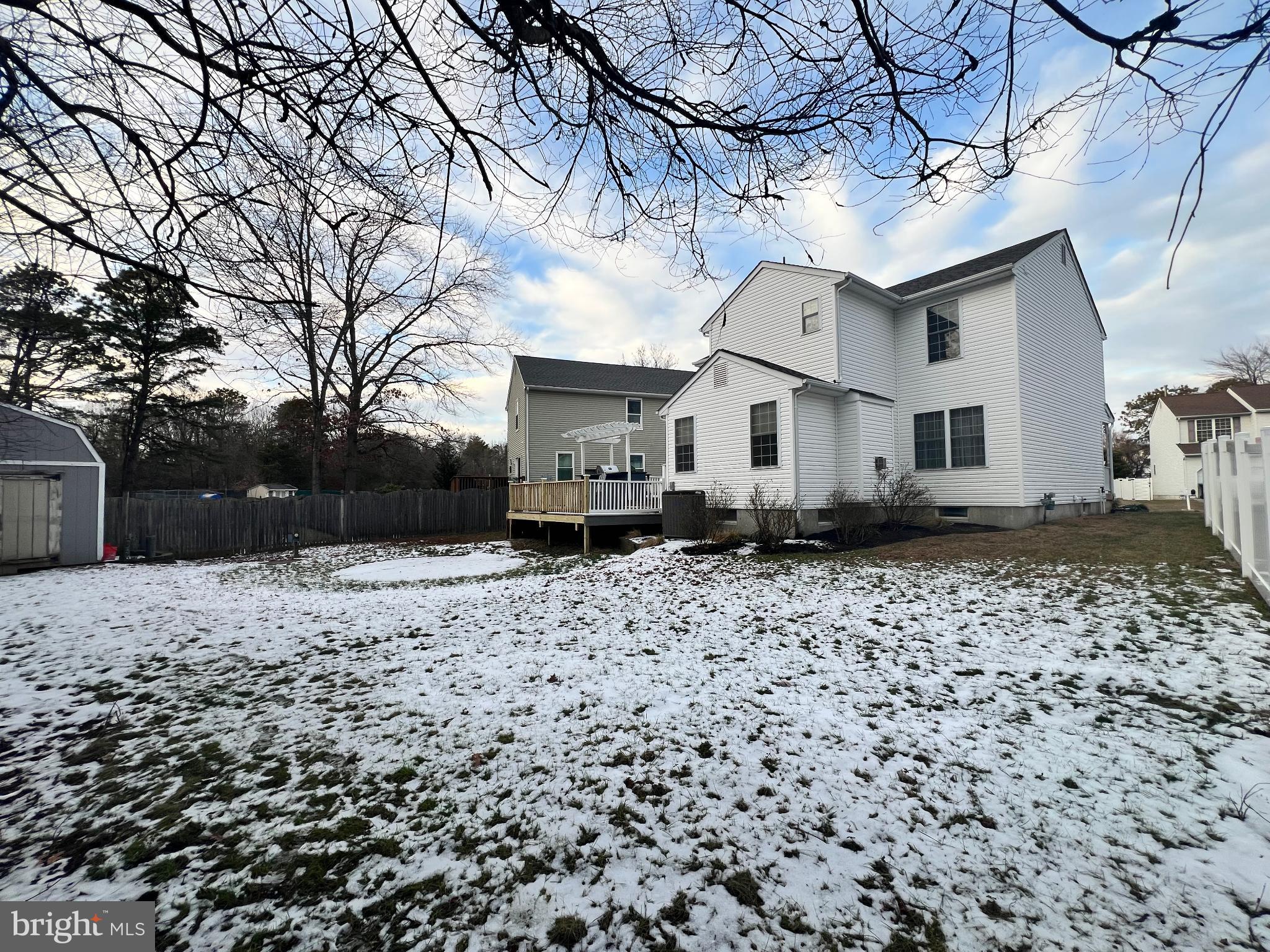 18 Wakefield Road Atco, NJ 08004 - Photo 4 of 6 Charming home with a snowy backyard retreat.