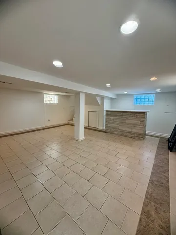 $3,200 | 6436 South Lamon Avenue, Chicago, IL 60638