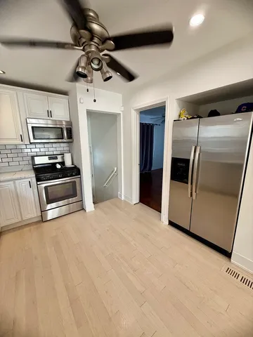 $3,200 | 6436 South Lamon Avenue, Chicago, IL 60638