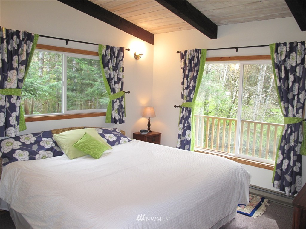 534 Oxenford Road Port Angeles, WA 98363 - Photo 8 of 23 Gallery Image 8