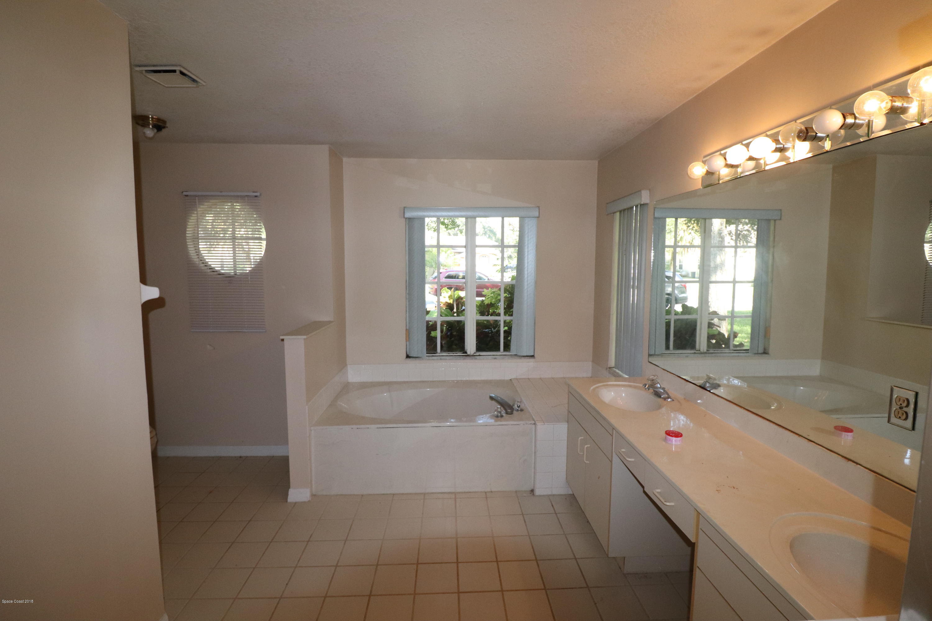 773 Seymour Road Northeast Palm Bay, FL 32905 - Photo 8 of 14 Master Bath