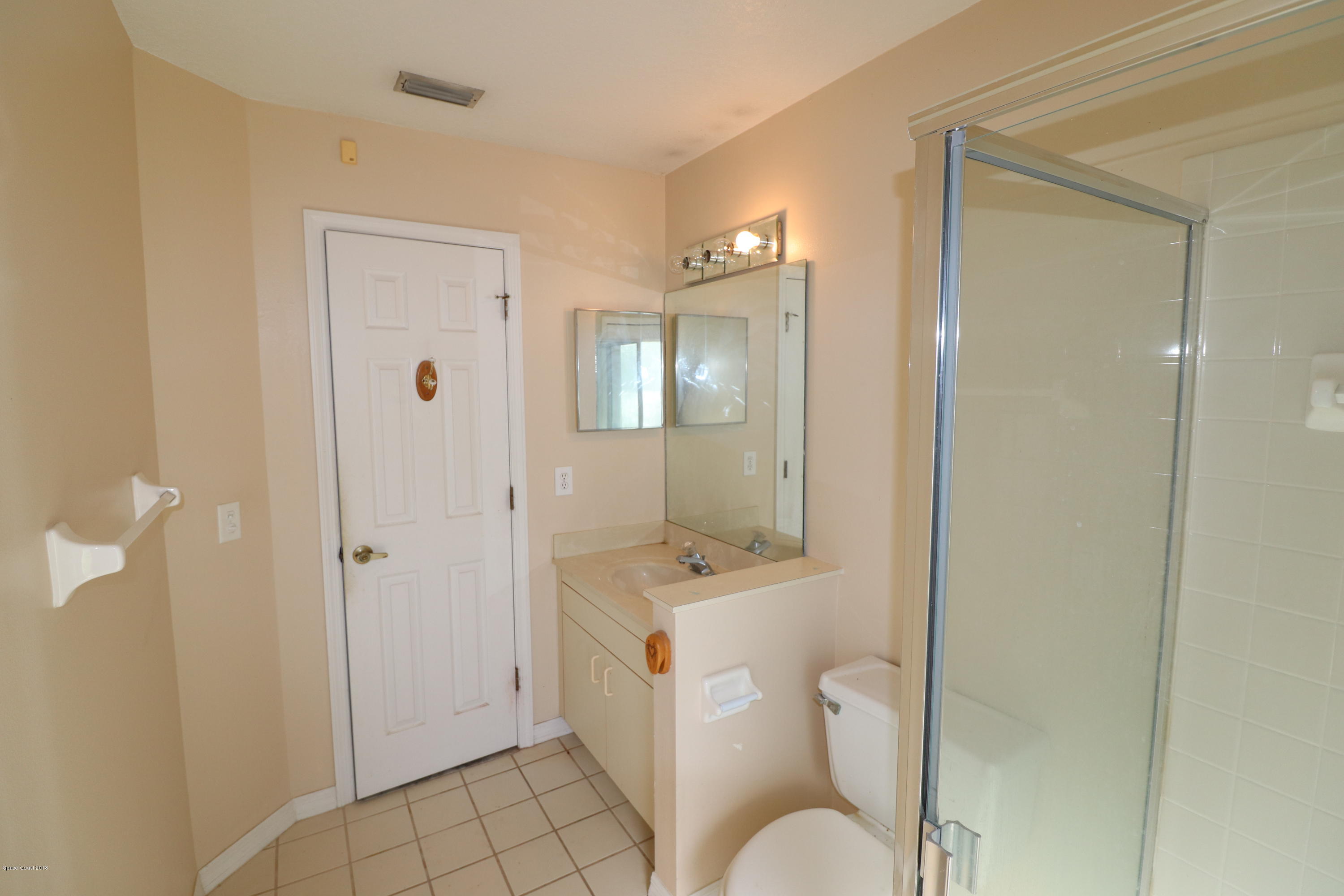 773 Seymour Road Northeast Palm Bay, FL 32905 - Photo 9 of 14 Gues tBath