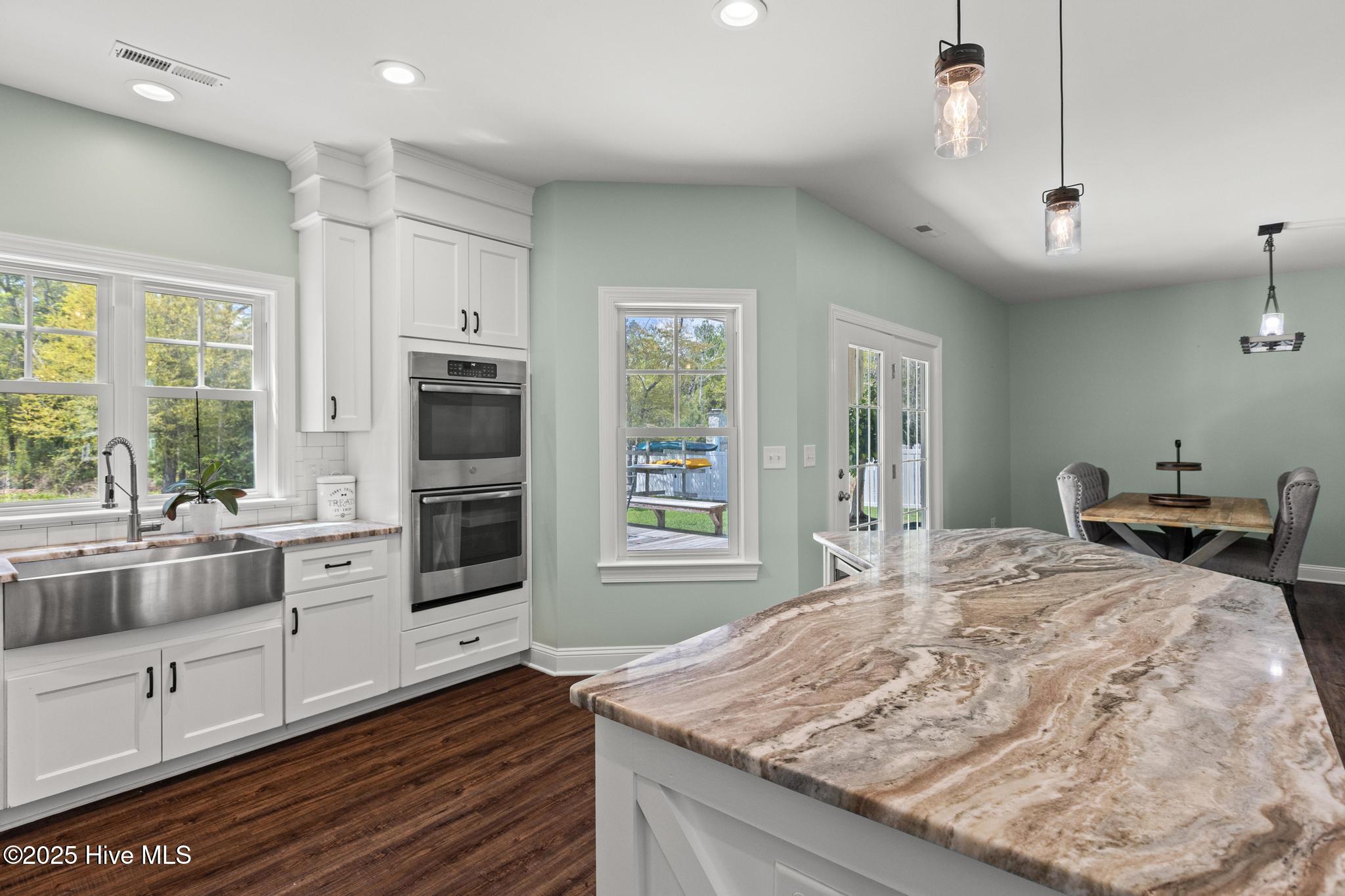 258 Pearson Circle Newport, NC 28570 - Photo 12 of 65 IMG_1541