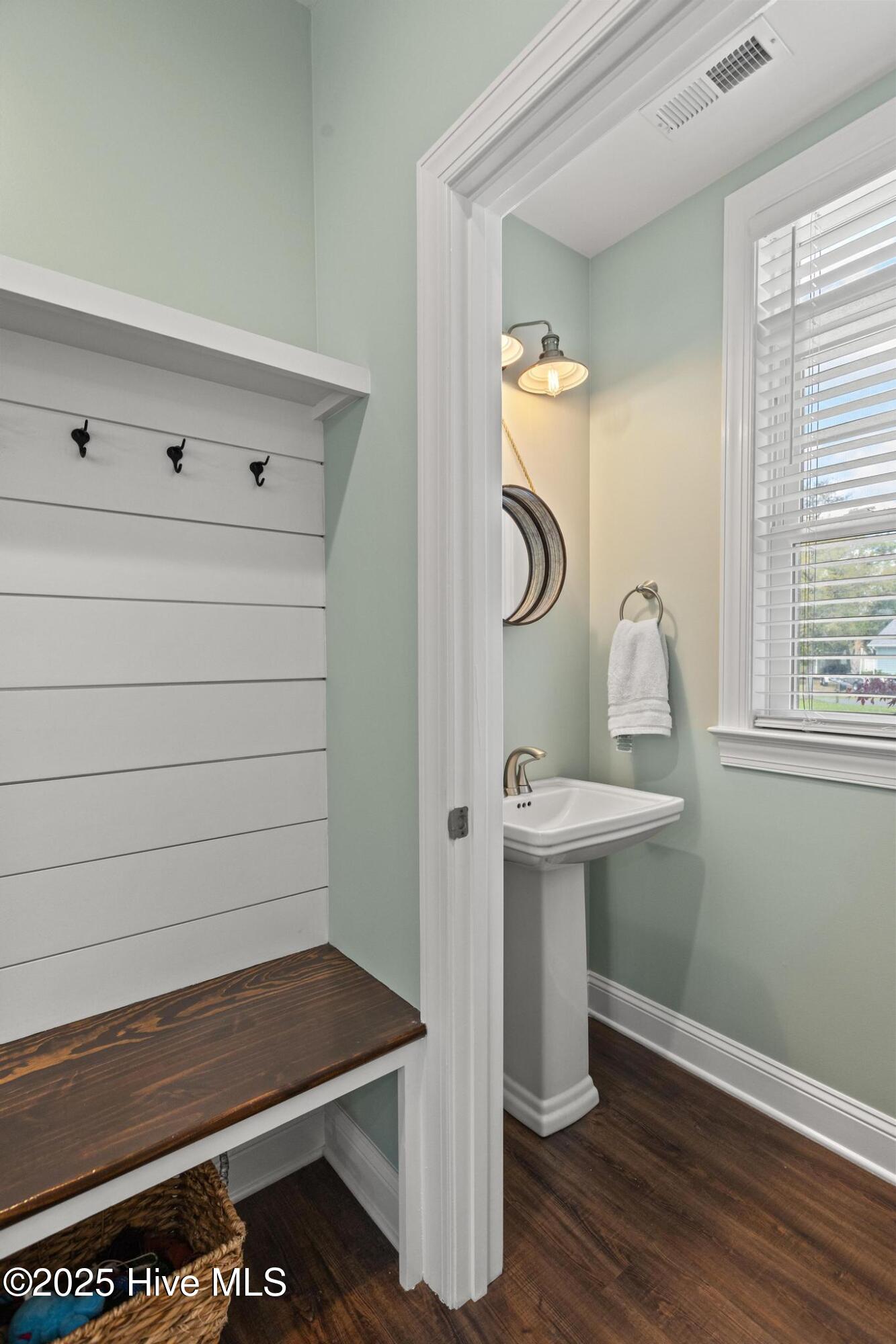 258 Pearson Circle Newport, NC 28570 - Photo 15 of 65 IMG_1553