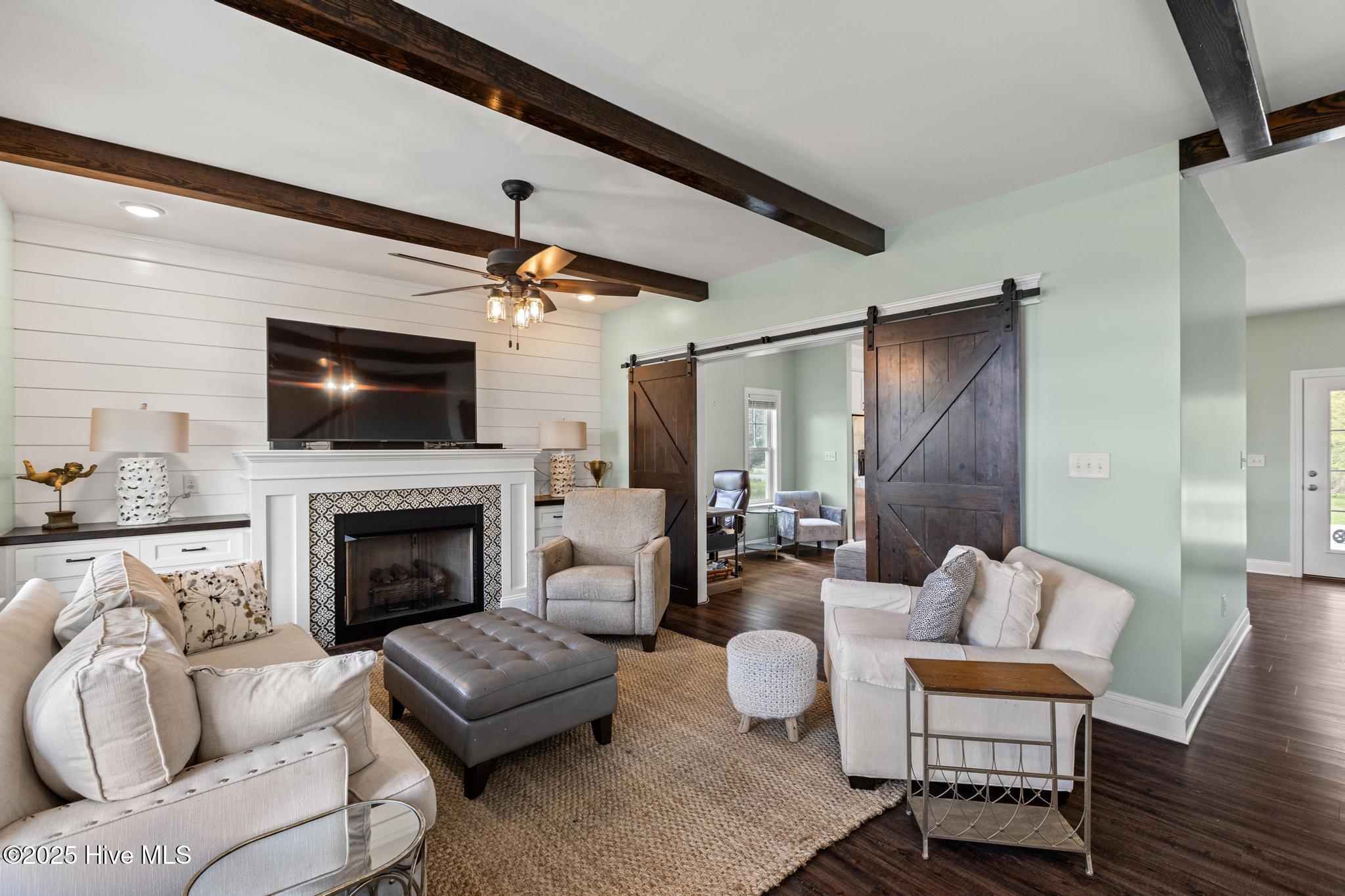 258 Pearson Circle Newport, NC 28570 - Photo 2 of 65 IMG_1508