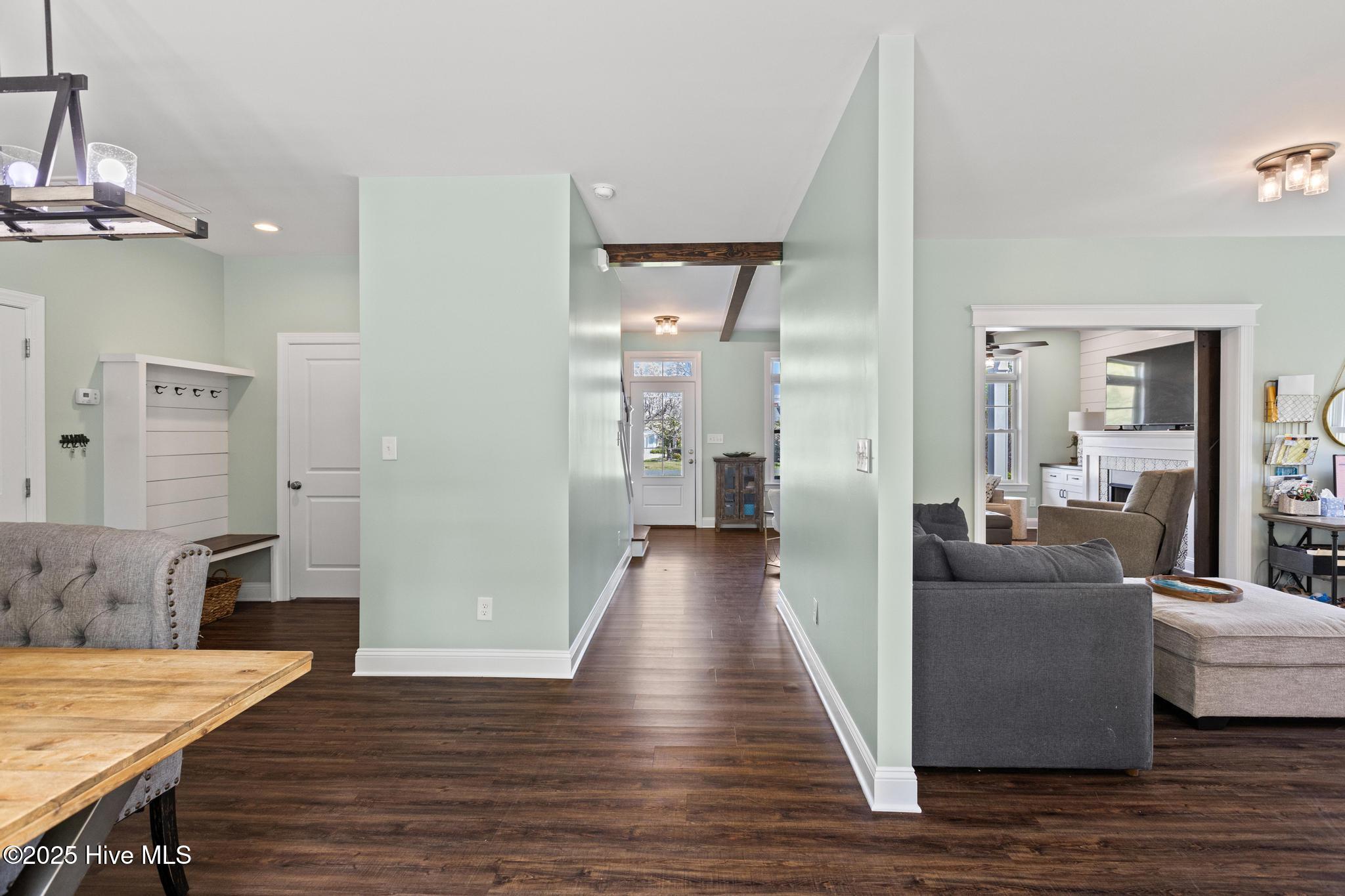 258 Pearson Circle Newport, NC 28570 - Photo 8 of 65 IMG_1529