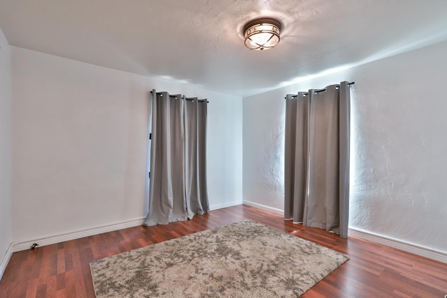 207 Peek Street Jackson, CA 95642 - Photo 16 of 30 an empty room with closet area