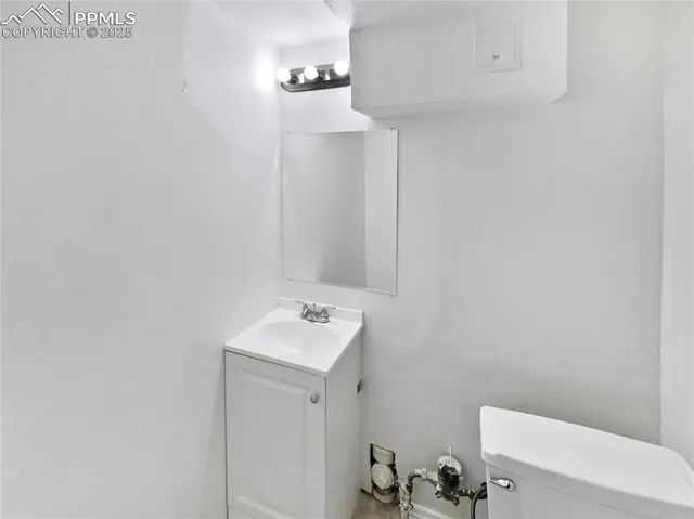 $325,000 | 2127 Saranac Drive, Colorado Springs, CO 80910