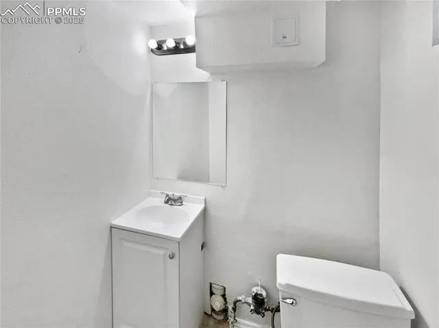 $325,000 | 2127 Saranac Drive, Colorado Springs, CO 80910