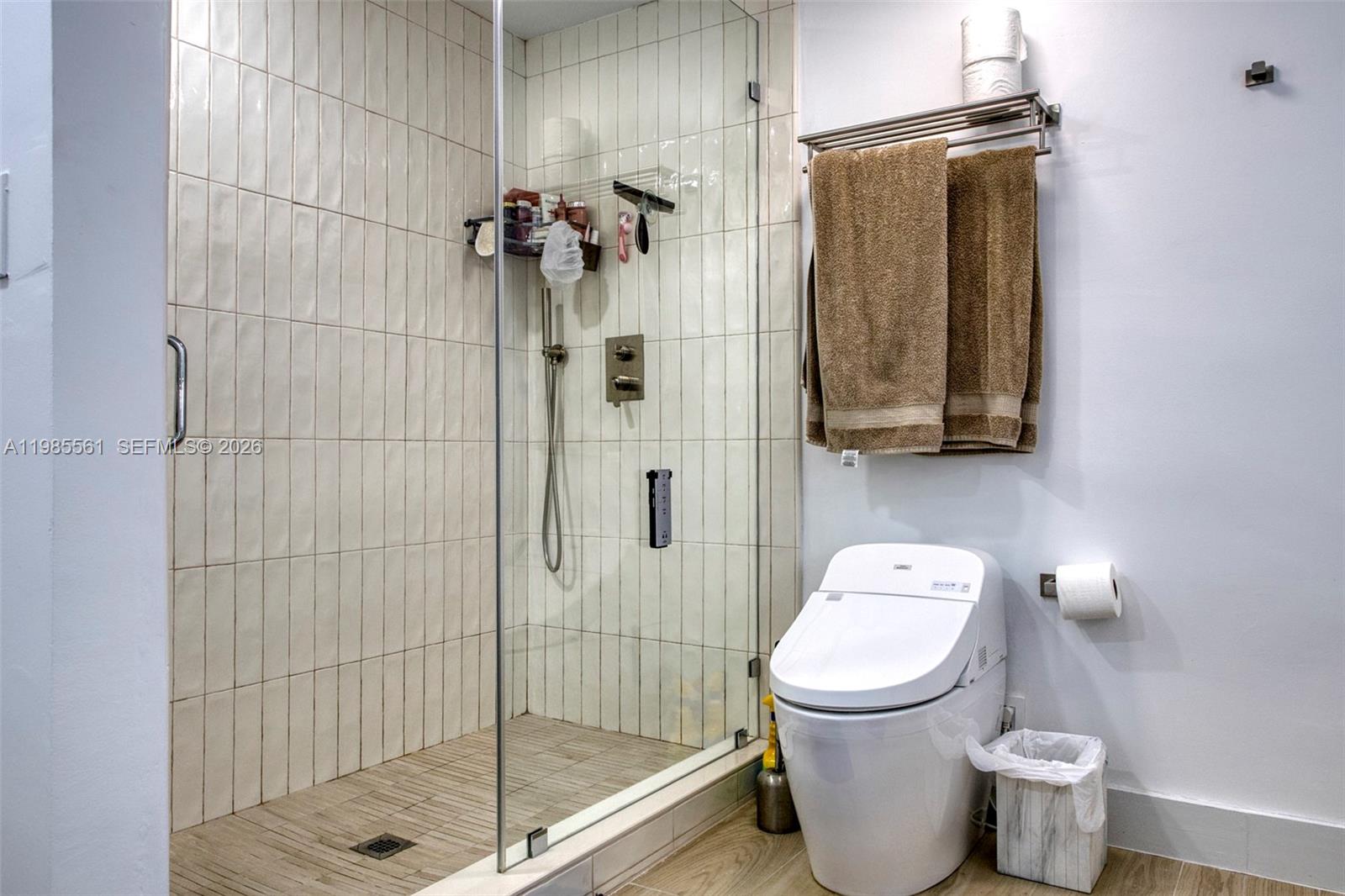 2397 Southwest 13th Street Miami, FL 33135 - Photo 17 of 37