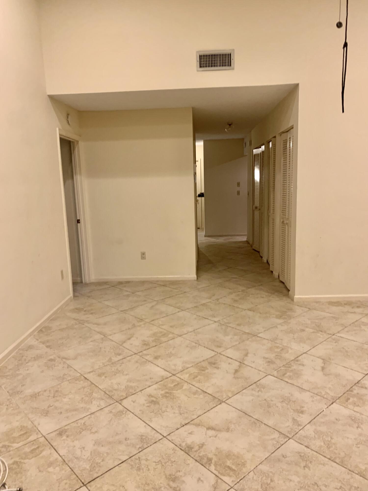 9298 Sable Ridge Circle, Unit D Boca Raton, FL 33428 - Photo 27 of 30 IMG-4257