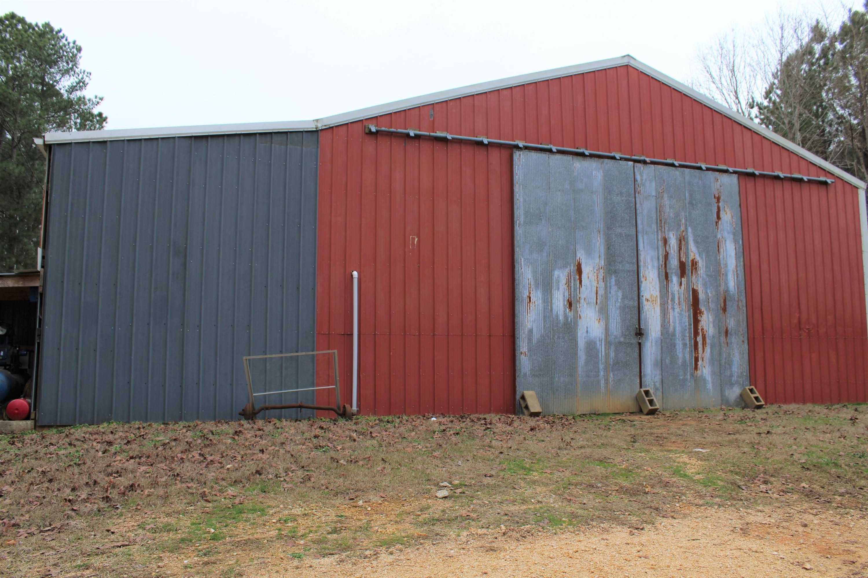 274 Mullins Cemetery Road Lexington, TN 38351 - Photo 3 of 16 Photo 3