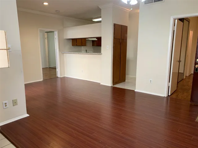 $1,600 | 2710 Grants Lake Boulevard, Unit C3, Sugar Land, TX 77479