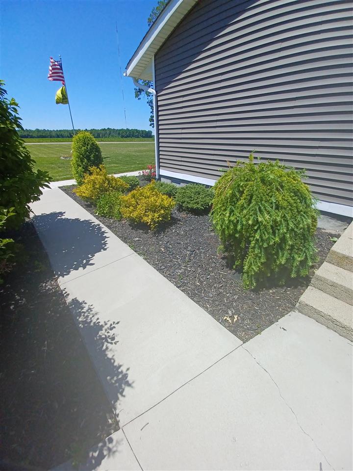 13417 Gasper Road St. Charles, MI 48655 - Photo 4 of 23 50079778-3.JPG