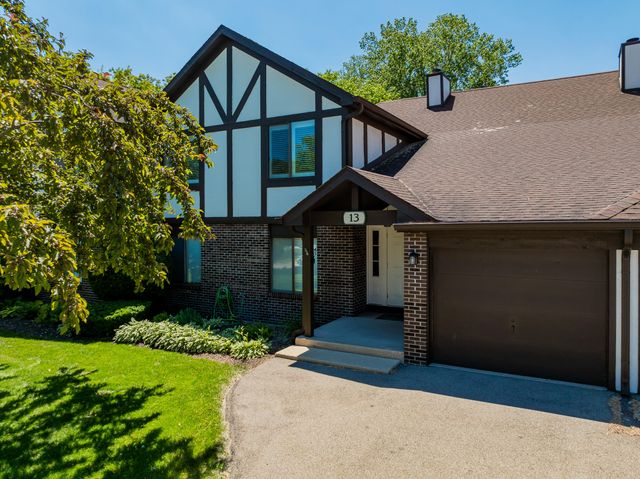 13 Wildwood Court, Unit 3C, Williams Bay, WI 53191