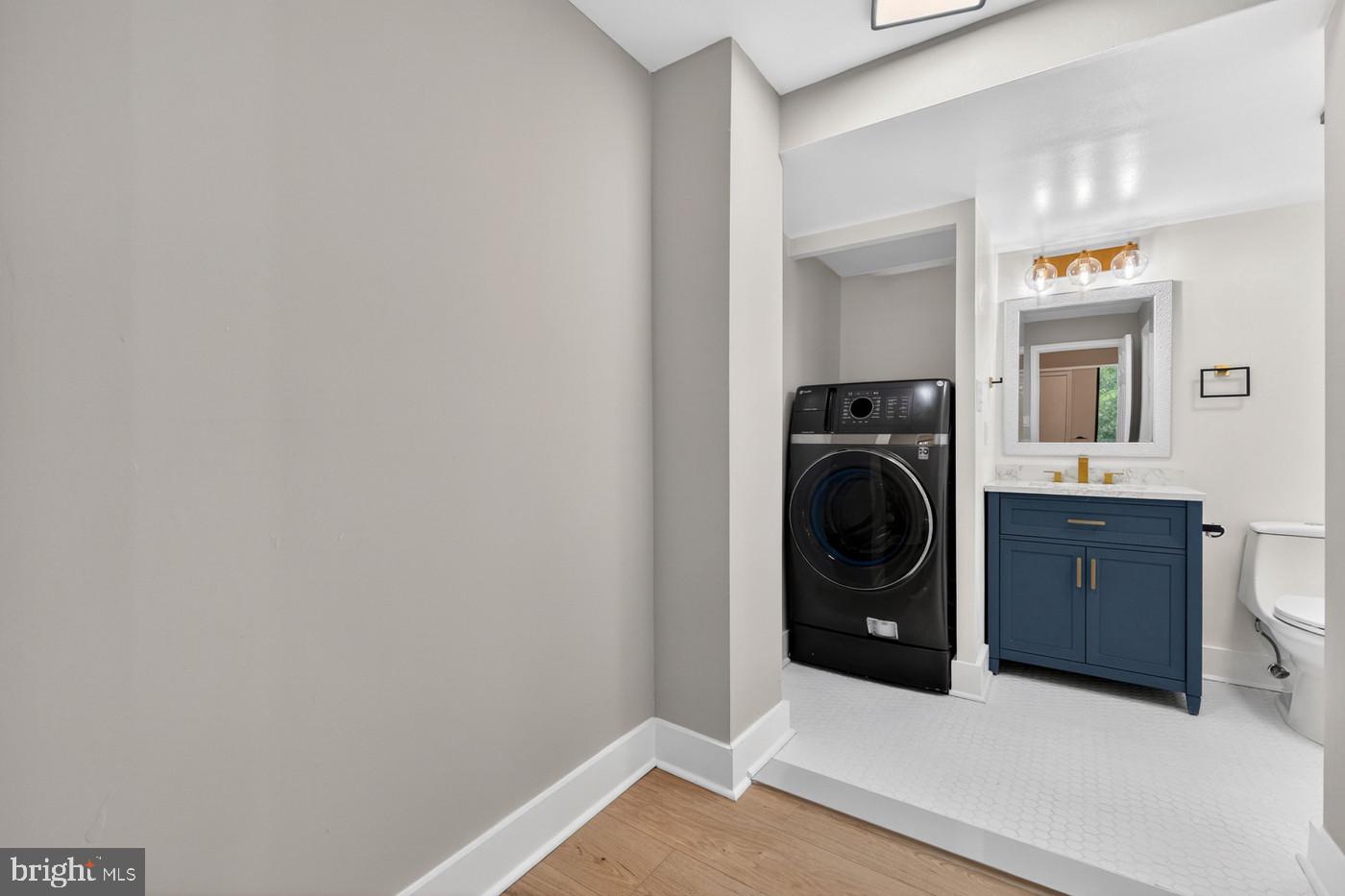 1401 North Rhodes Street, Unit 604 Arlington, VA 22209 - Photo 20 of 25 Bathroom/Laundry