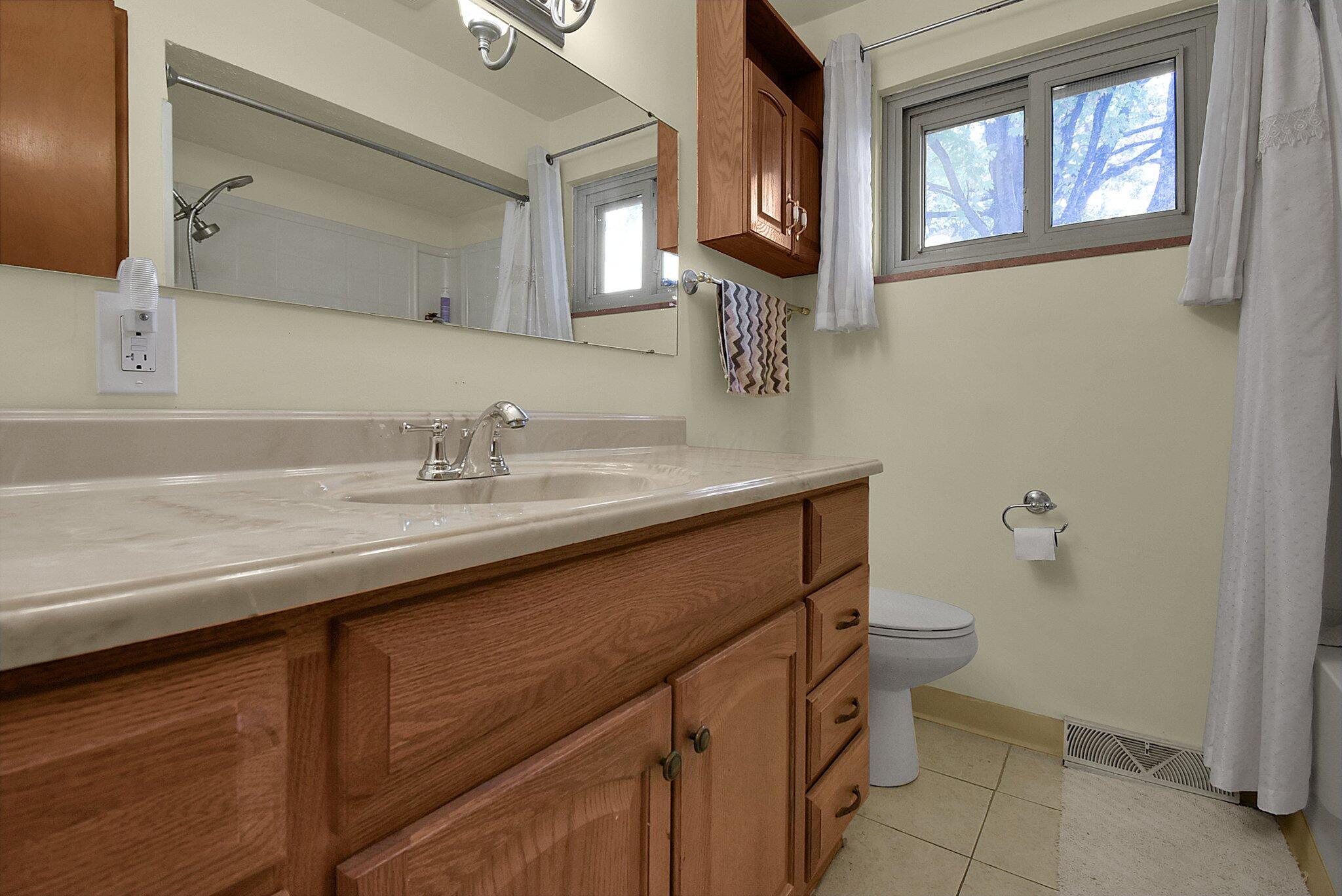 3801 Westerville Road Columbus, OH 43224 - Photo 18 of 50 17-web-or-mls-3801-westerville-rd