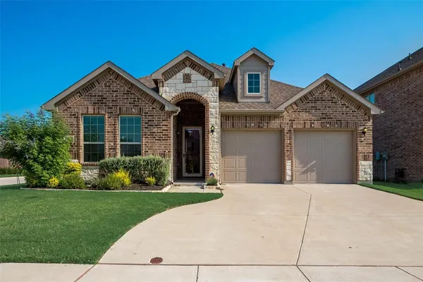 $2,200 | 1801 Meadow Trail Lane, Aubrey, TX 76227