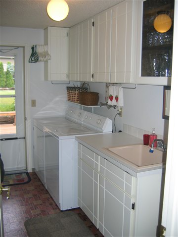 4713 East Lane Park Road Mead, WA 99021 - Photo 4 of 9