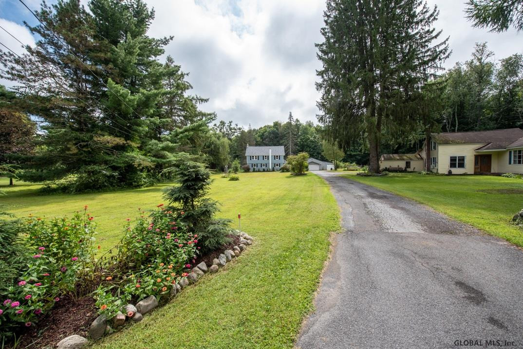 29 Arnold Road Malta, NY 12020 - Photo 1 of 17 Photo 1